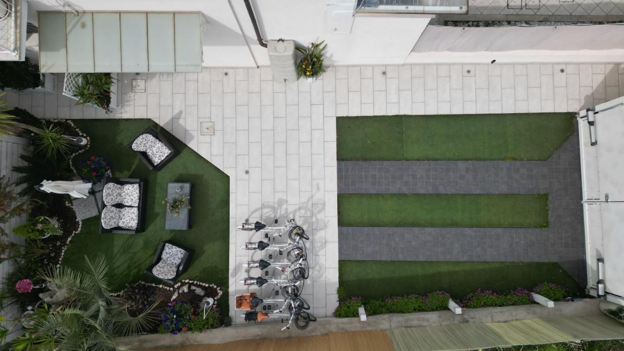 La Brise 호텔 마리아나디피에트라산타 외부 사진